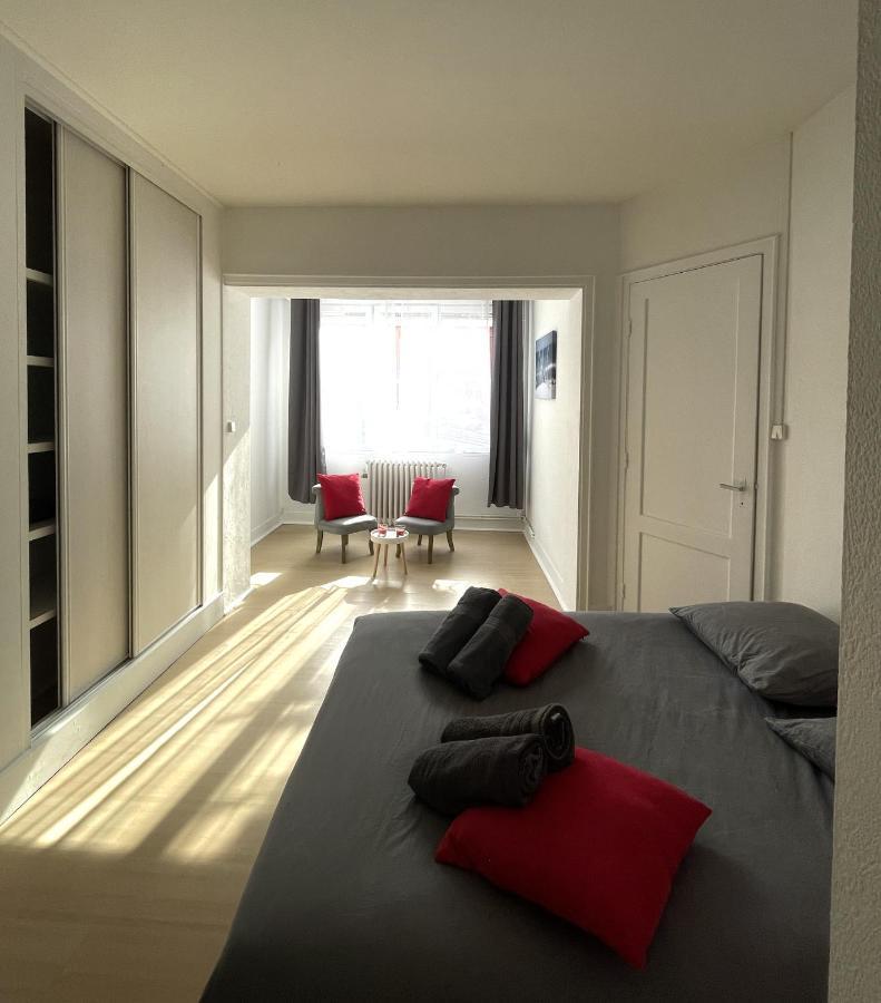 Escapade Face A La Apartamento *